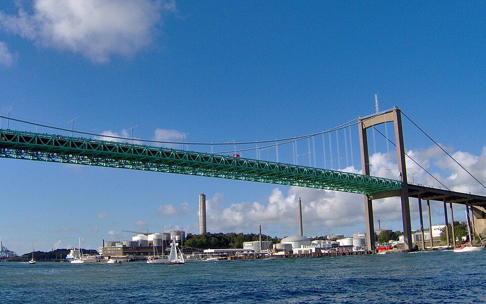 Älvsborg Bridge