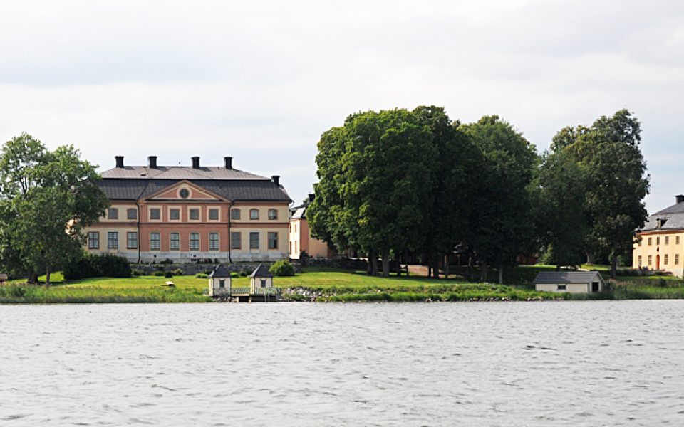 Åkerö Manor