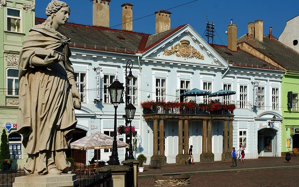 Čáky-Dezőfi palace