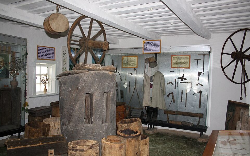 Museum of History of Beekeeping of Middle Naddnipryanschina