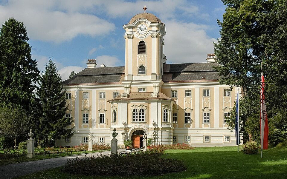 Schloss Rosenau