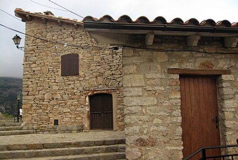 Photo: Enfo, CC BY-SA 3.0, Wikimedia Commons