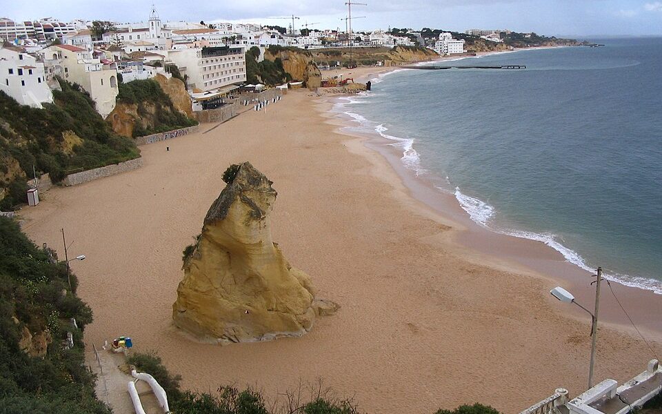 Praia do Túnel, Peneco
