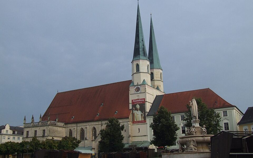 Collegiate Church of Saints Philip and James, Altötting