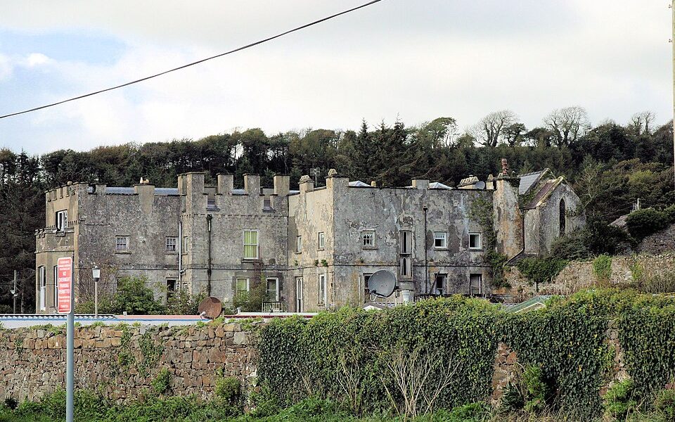 Amroth Castle