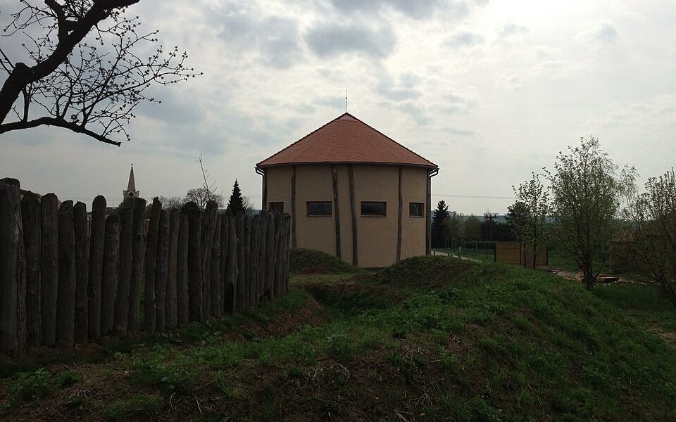 Archeopark Všestary