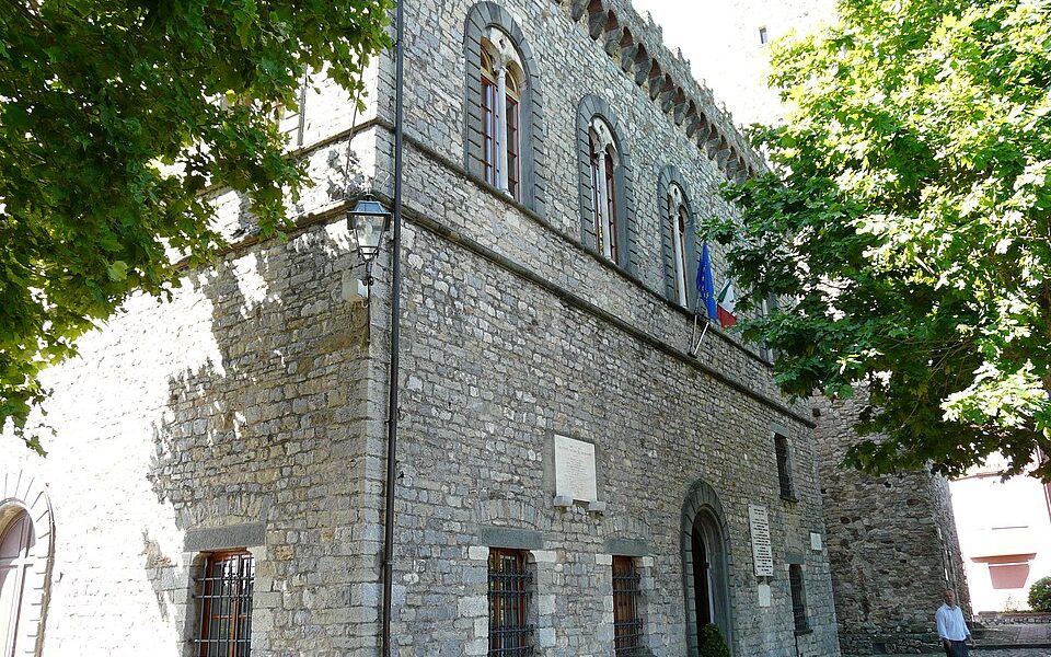 Arcola Castle