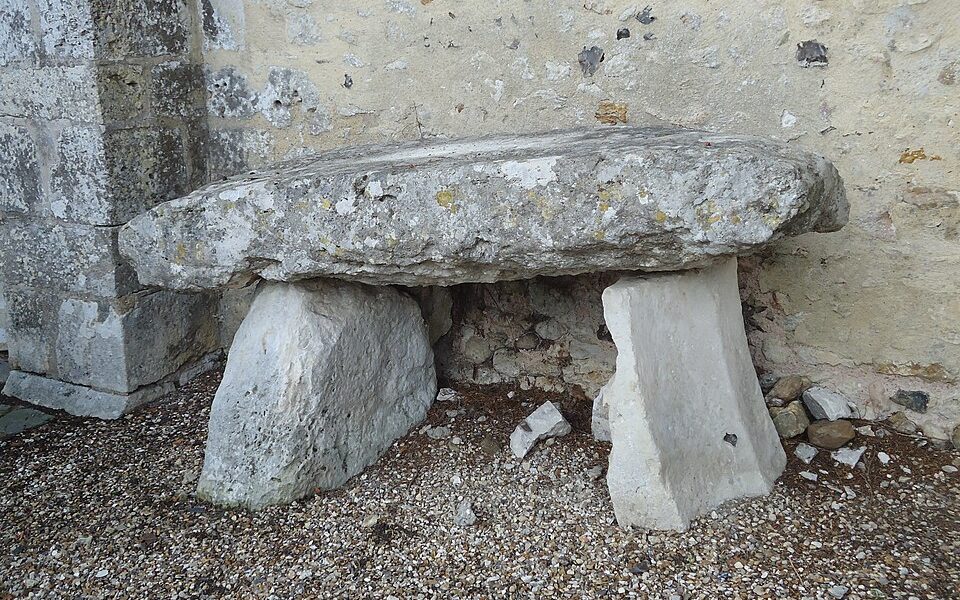 Dolmen d'Aubevoye
