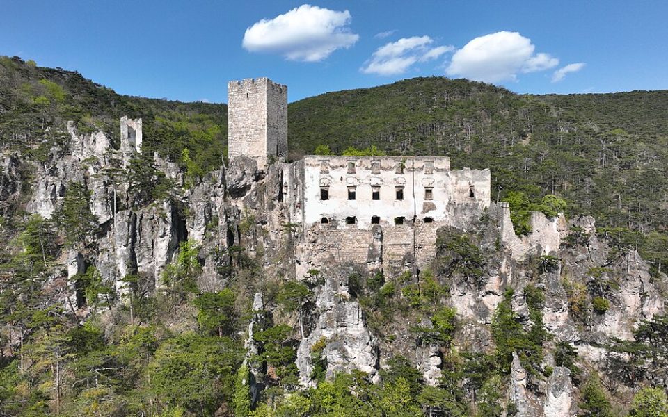 Burgruine Rauhenstein