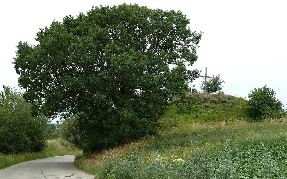 Tumulus of Émael