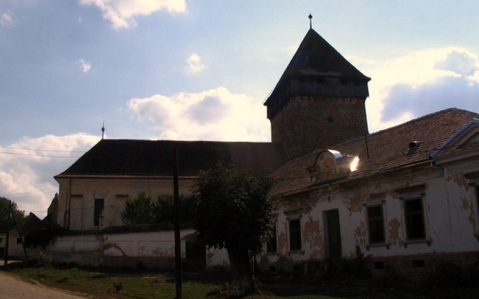 Fortified church in Bărcuț, Brașov