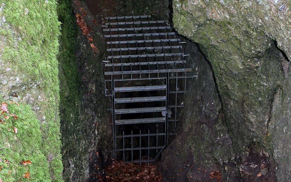 Bismarckgrotte bei Rinnenbrunn