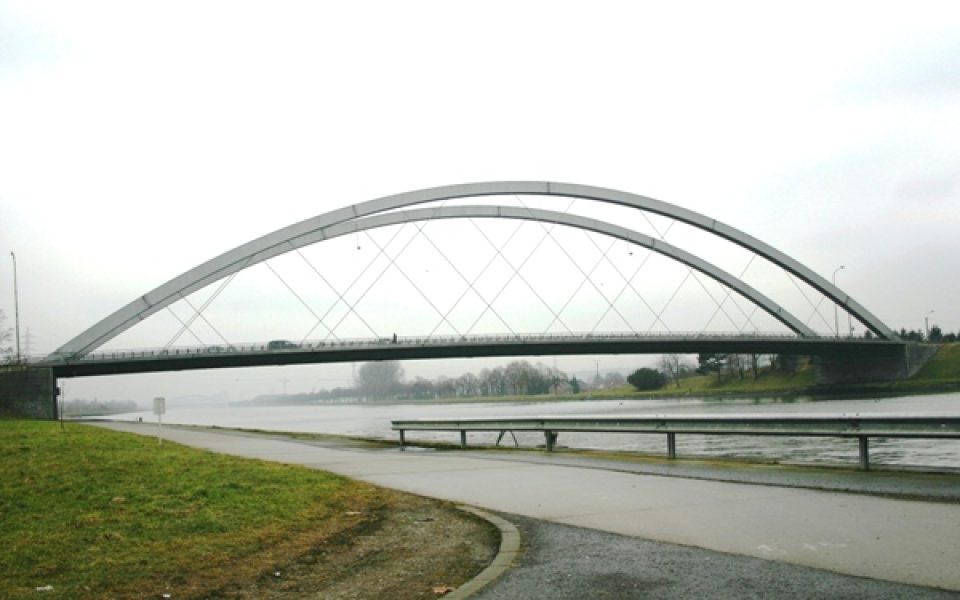Pont de Haccourt