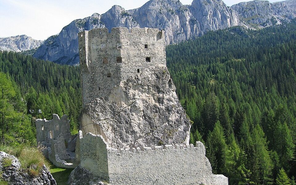 Andraz Castle
