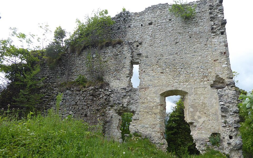 Castel Gresta