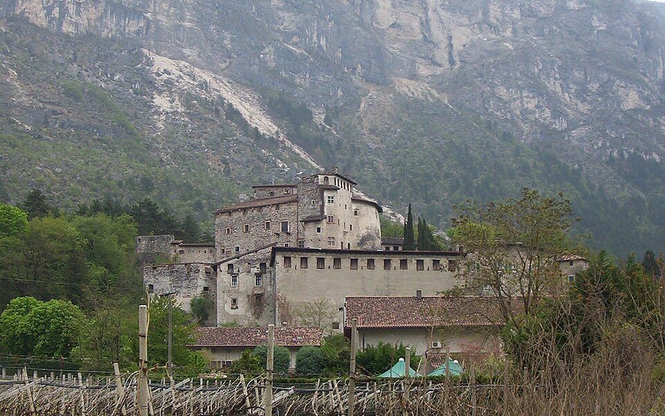 Castel Pietra