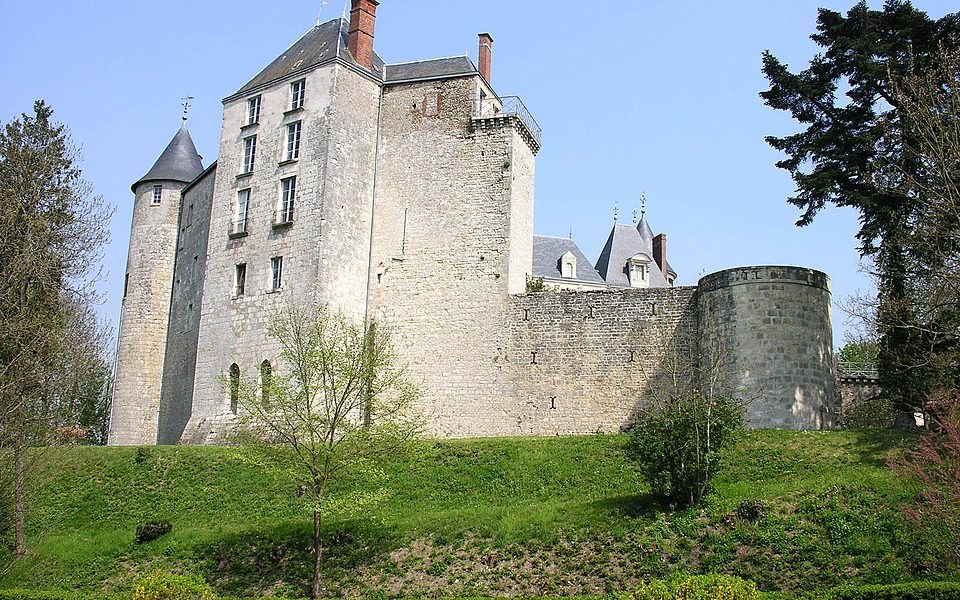 Château de Saint-Brisson-sur-Loire