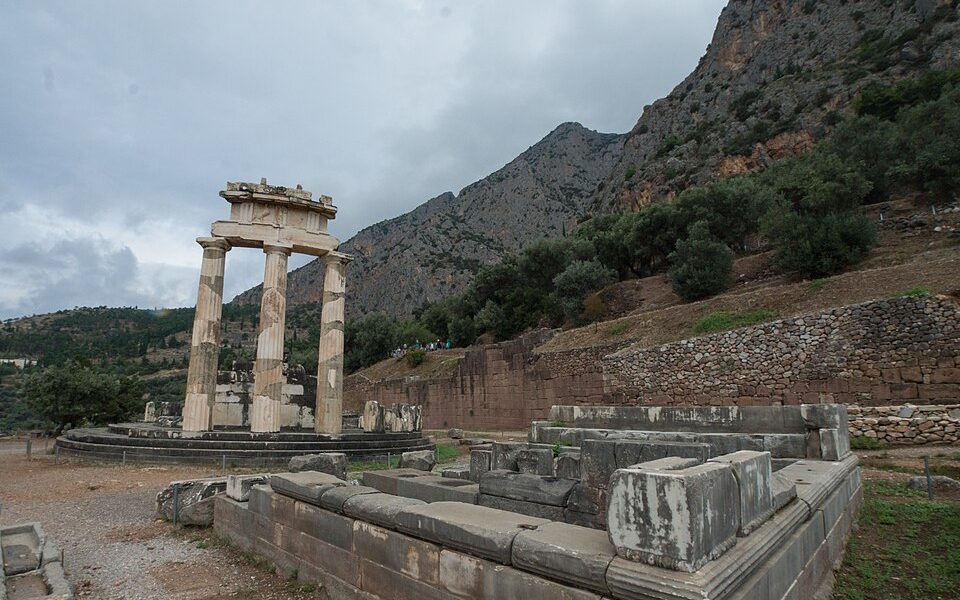 Treasury of the Massaliots, Delphi
