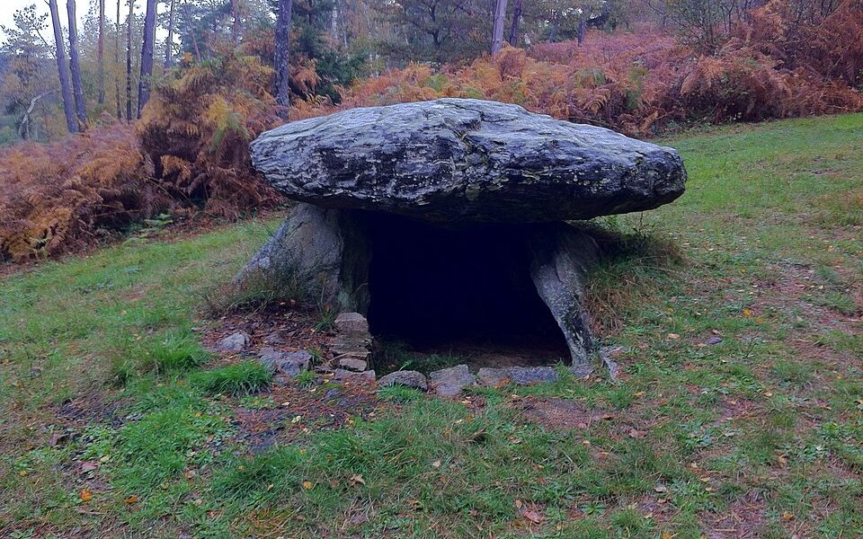 Dolmen de Pierre-Fade