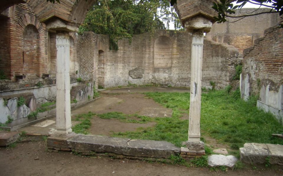 Domus della Fortuna Annonaria
