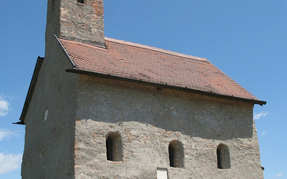 Dražovce church