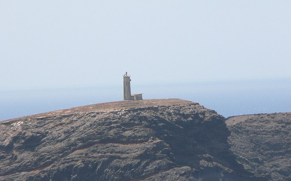 Ilheu Ferro Lighthouse