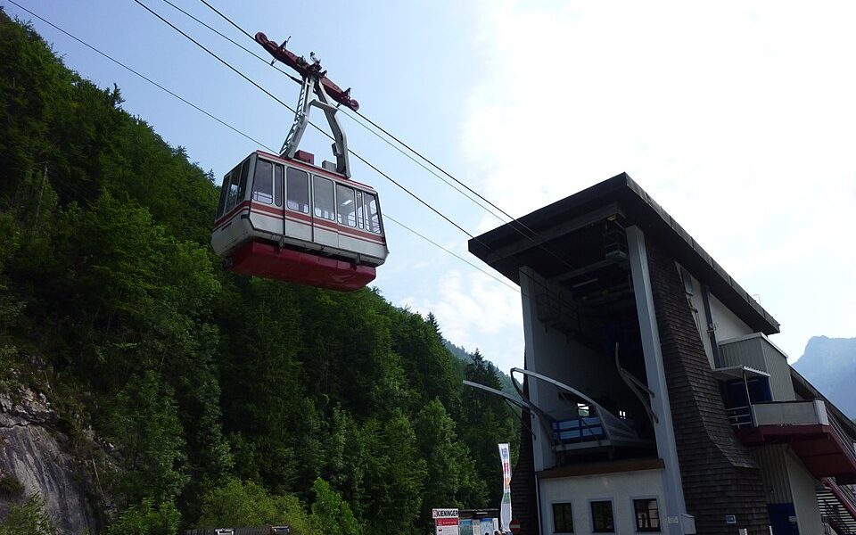 Feuerkogel cable car