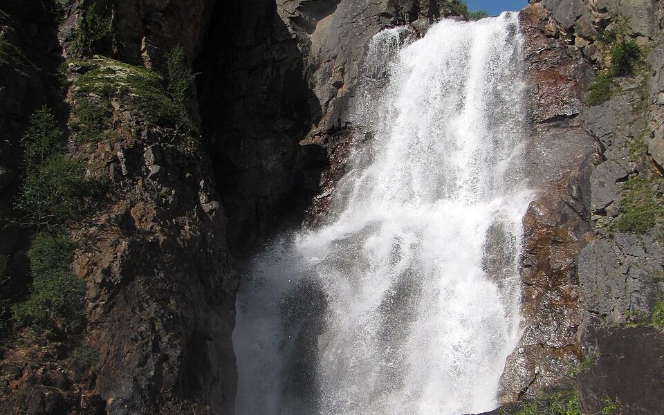 Fiellu Waterfall