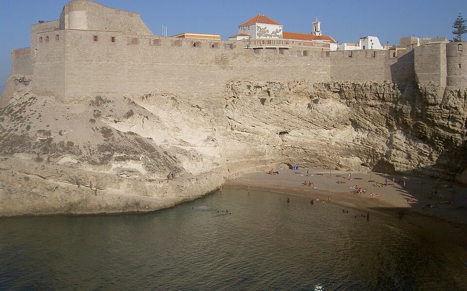 Primer Recinto Fortificado