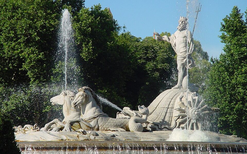 Fountain of Neptune, Madrid