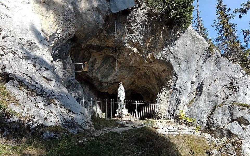 Grotte de La Cha