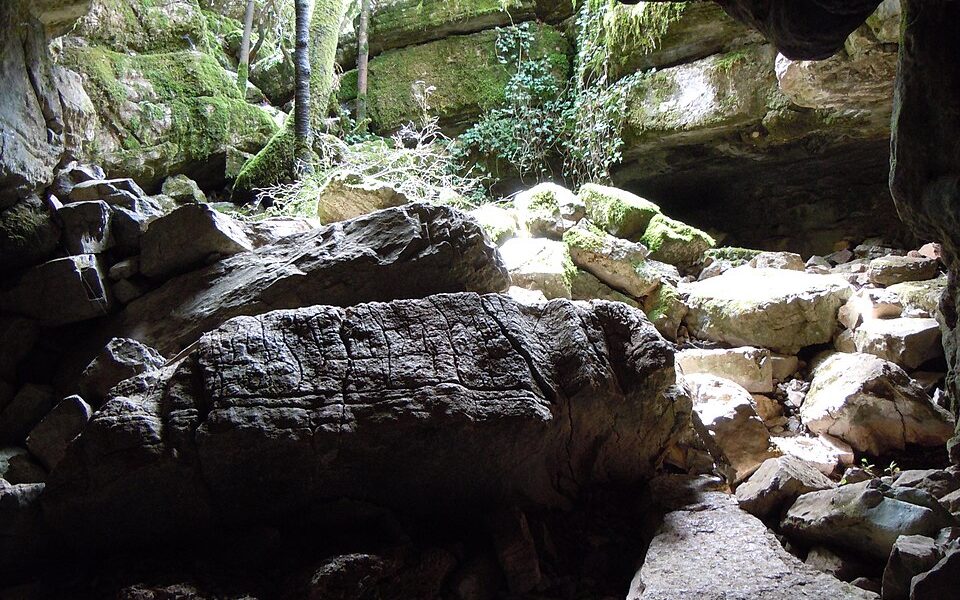 Grotte de Saint-Arnaud