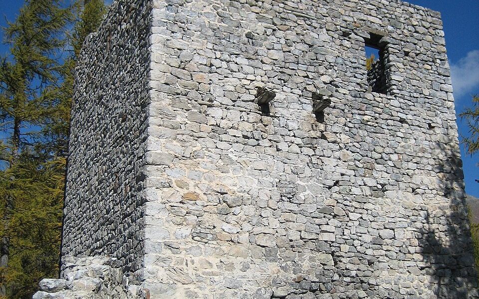 Guardaval Castle