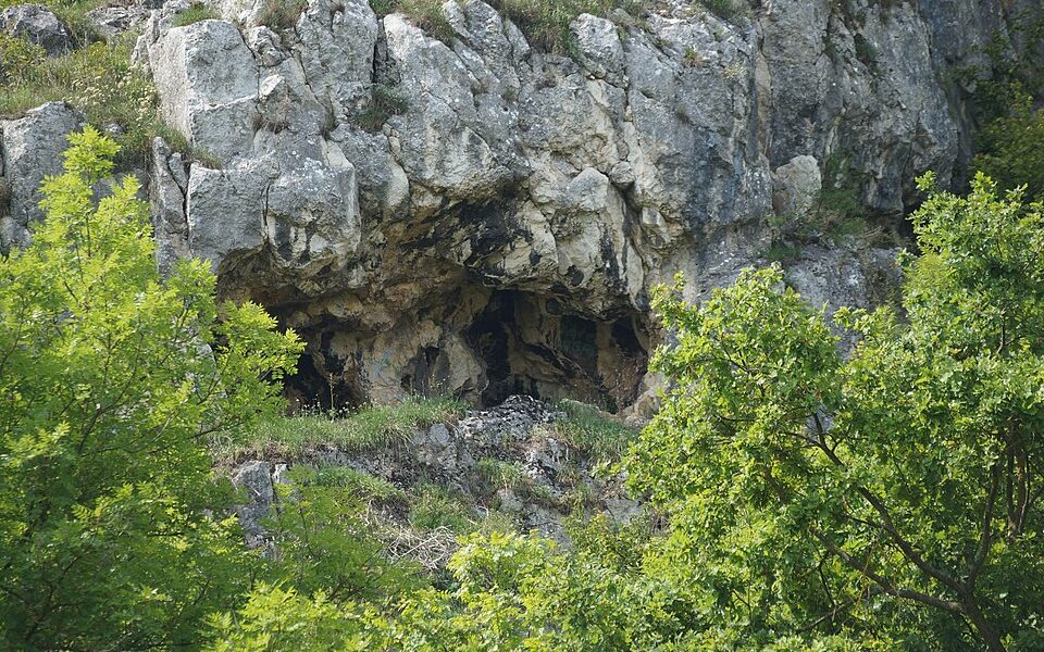 Höhle am Keilstein NE von Schwabelweis