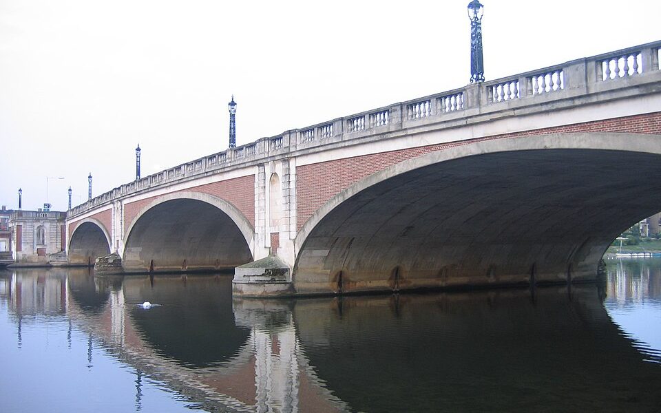 Hampton Court Bridge
