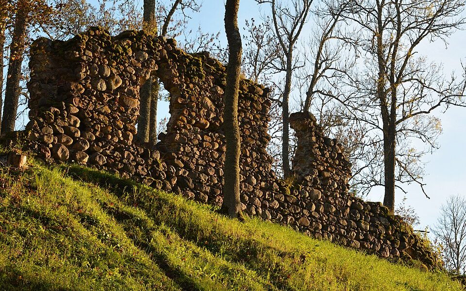 Helme Castle