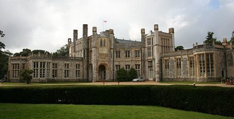 Photo: Dave Pape, Public domain, Wikimedia Commons