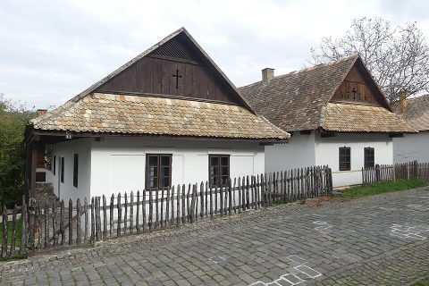 Hollókő
