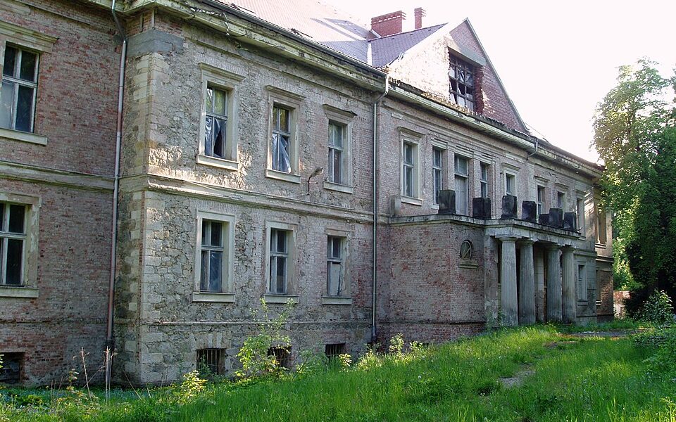 Maciejowiec Palace