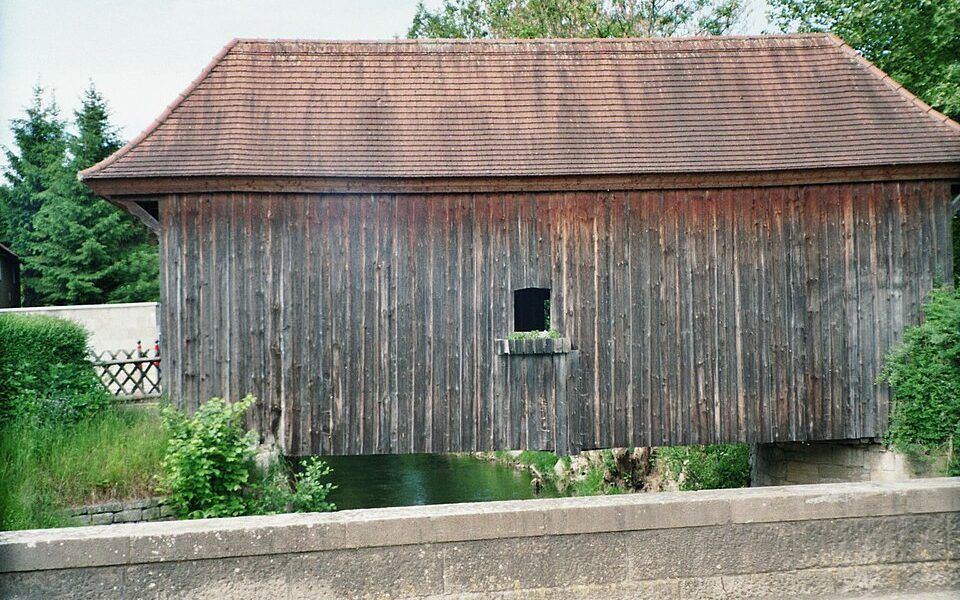 Hausbrücke