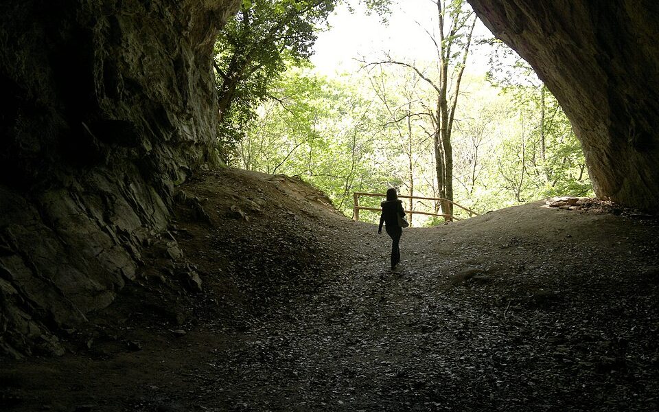 Istállós-kői Cave
