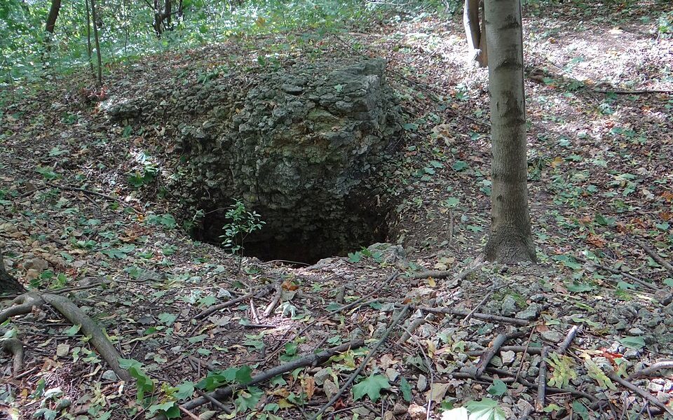 Jaskinia z Kulkami