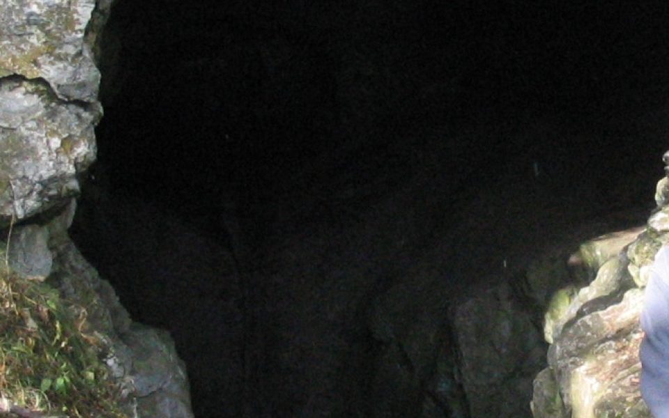 Pisznice Cave