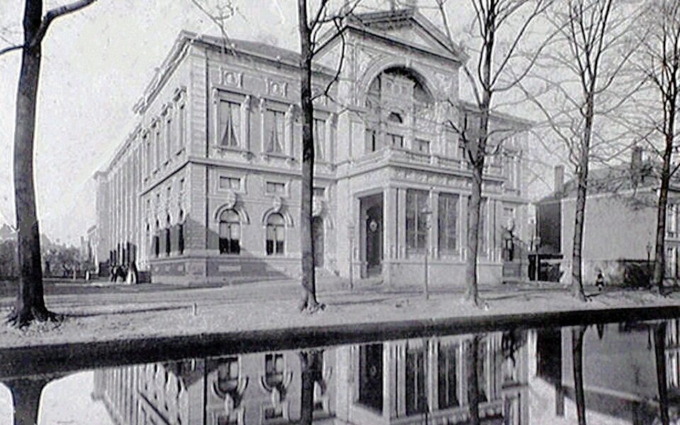 Building for Arts and Sciences (The Hague)