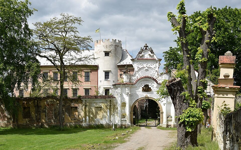Líčkov Castle