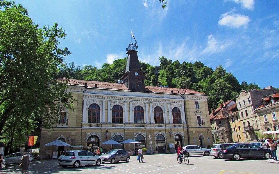 Krek Square