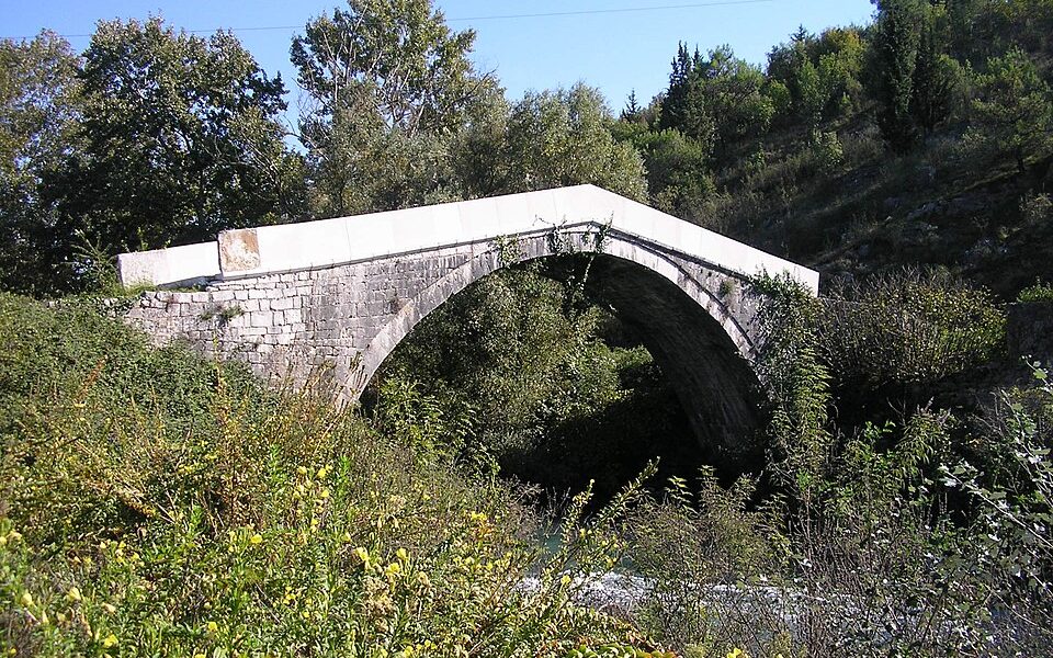 Mustaj-bey Bridge