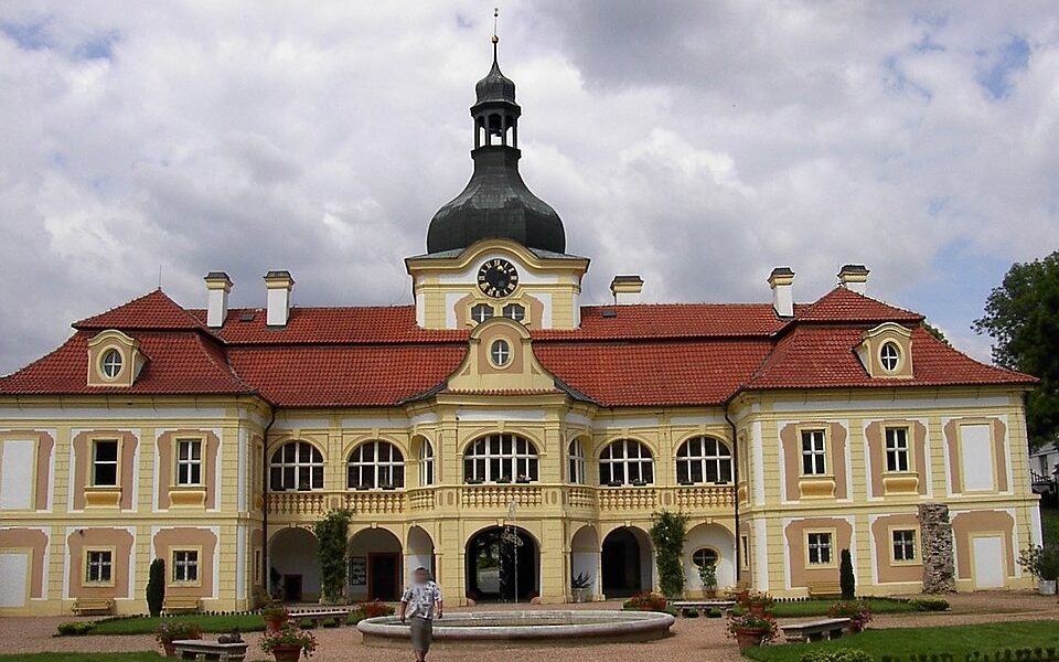 Nebílovy Castle