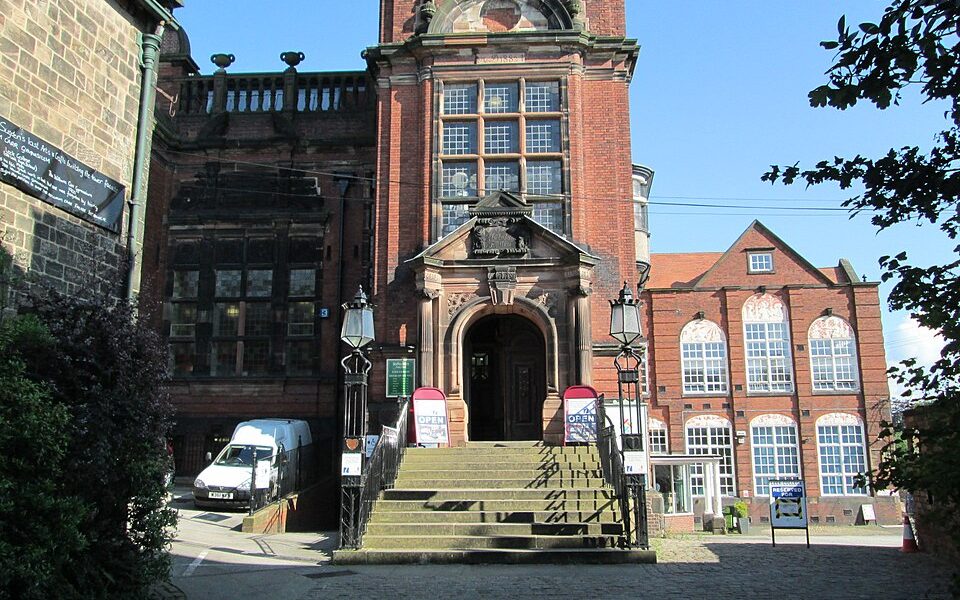 Nicholson Institute, Leek