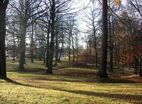 Photo: Holger Ellgaard, CC BY-SA 3.0, Wikimedia Commons